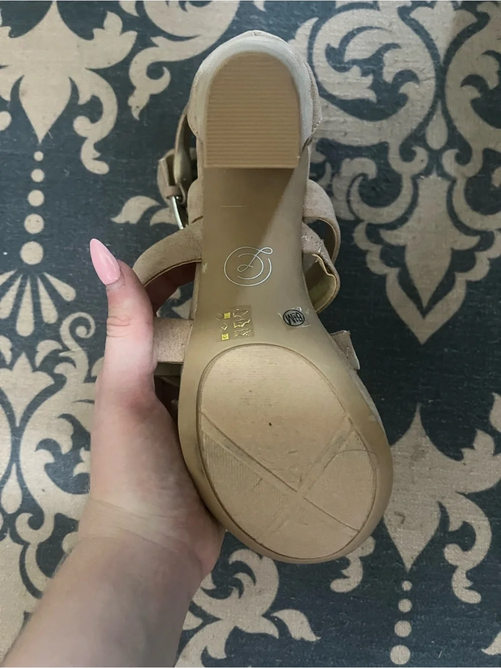 Chinese Laundry Blush Pink Suede Crisscross Platform Sandals